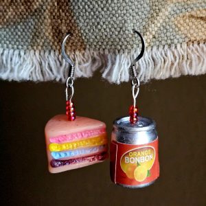 Cake and can earrings