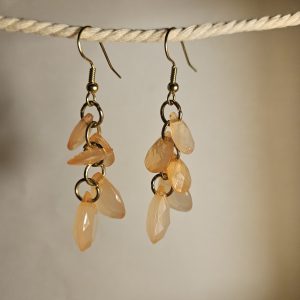 Peachy dangle earrings